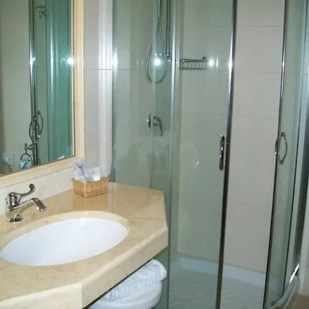 Otel Federico Ii 4*
