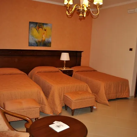 Federico Ii Hotel 4*