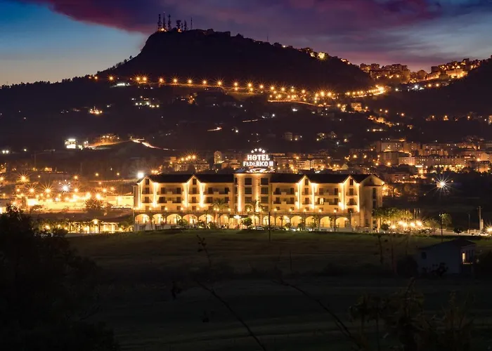 Federico Ii Otel